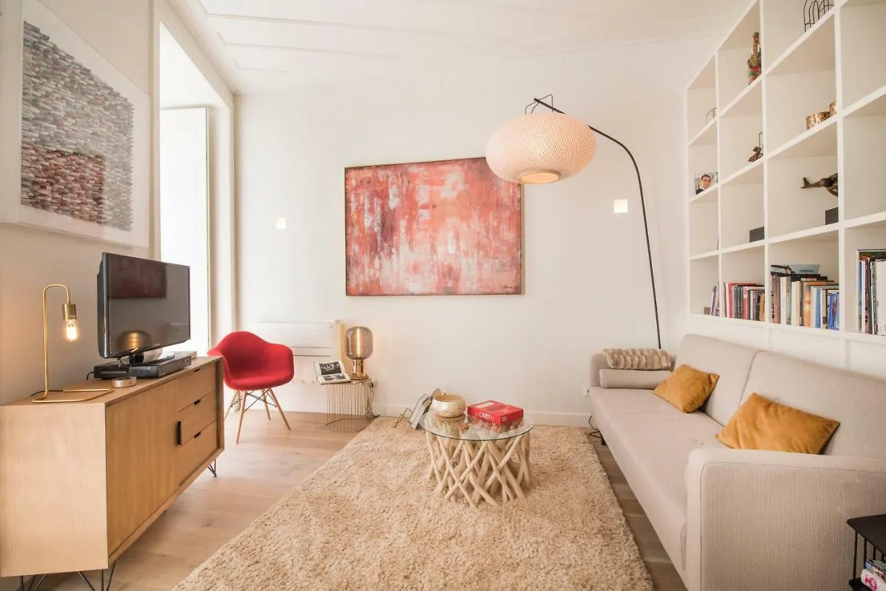 Lisbon Rouge Apartment In The Lisbon Heart